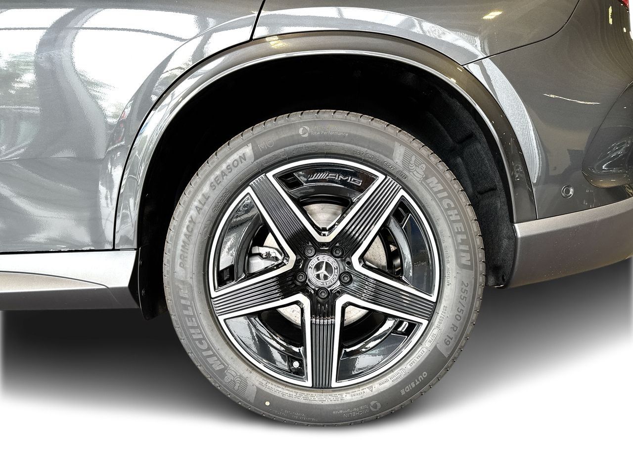 2027 Mercedes-Benz GLC
