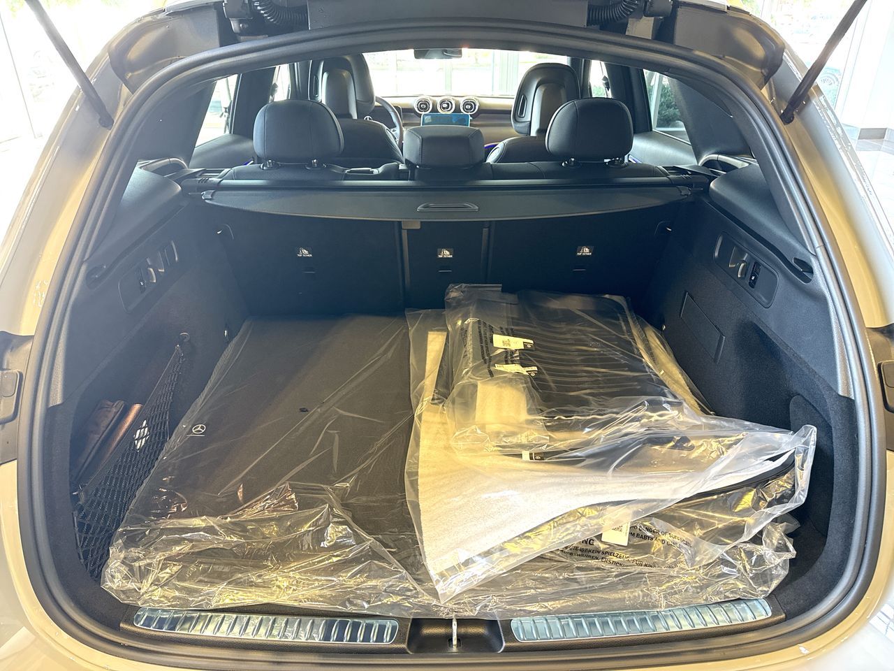 2027 Mercedes-Benz GLC in Vancouver, British Columbia