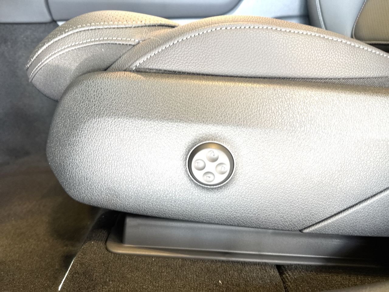 Mercedes-Benz GLC  2027 à Vancouver, Colombie-Britannique
