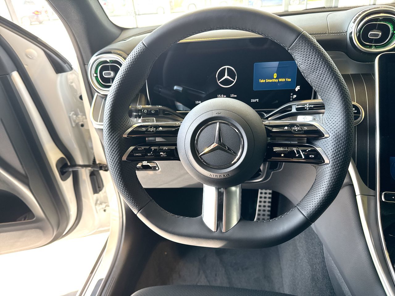 2027 Mercedes-Benz GLC