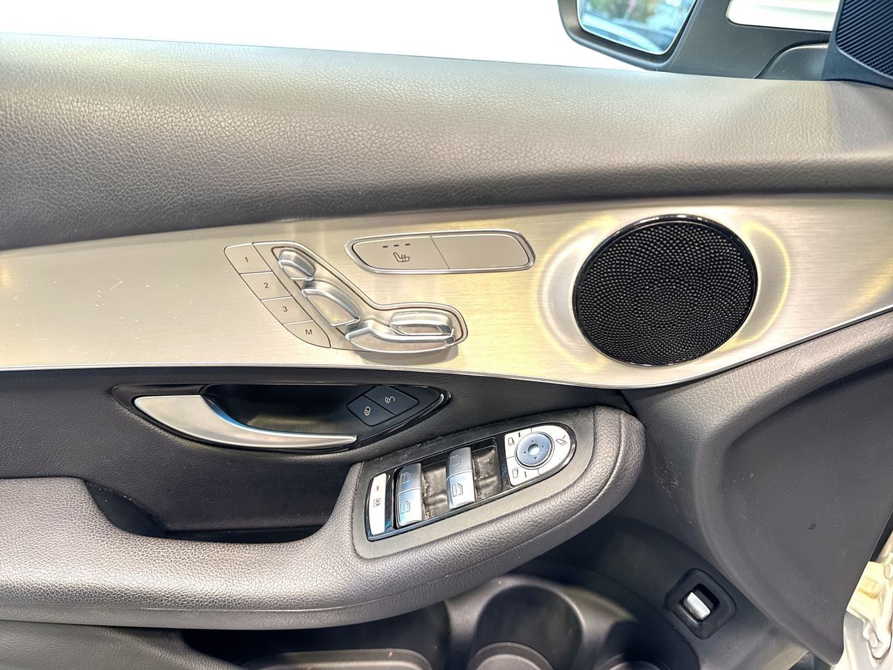 2017 Mercedes-Benz GLC300