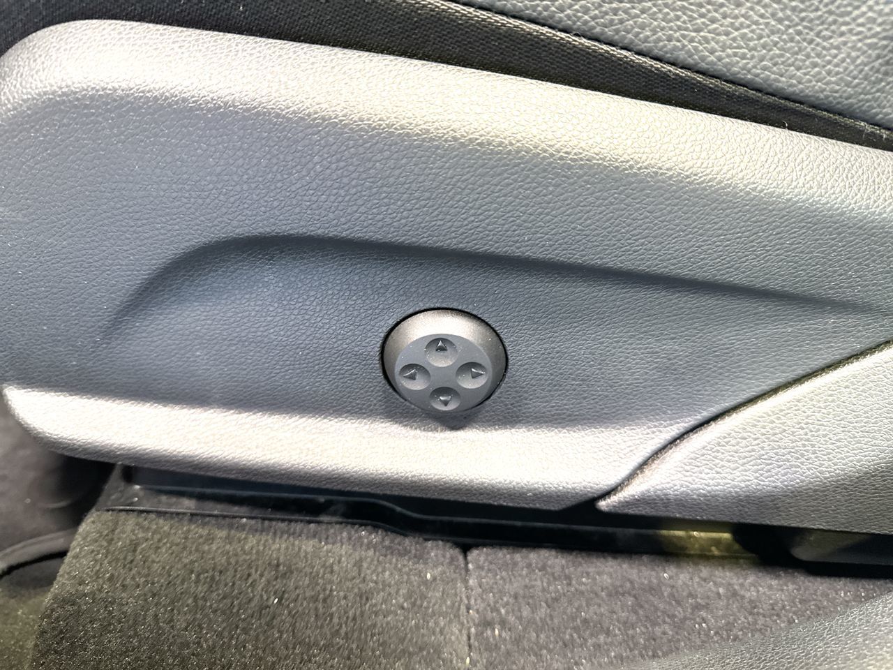 Mercedes-Benz GLC300  2017 à Vancouver, Colombie-Britannique