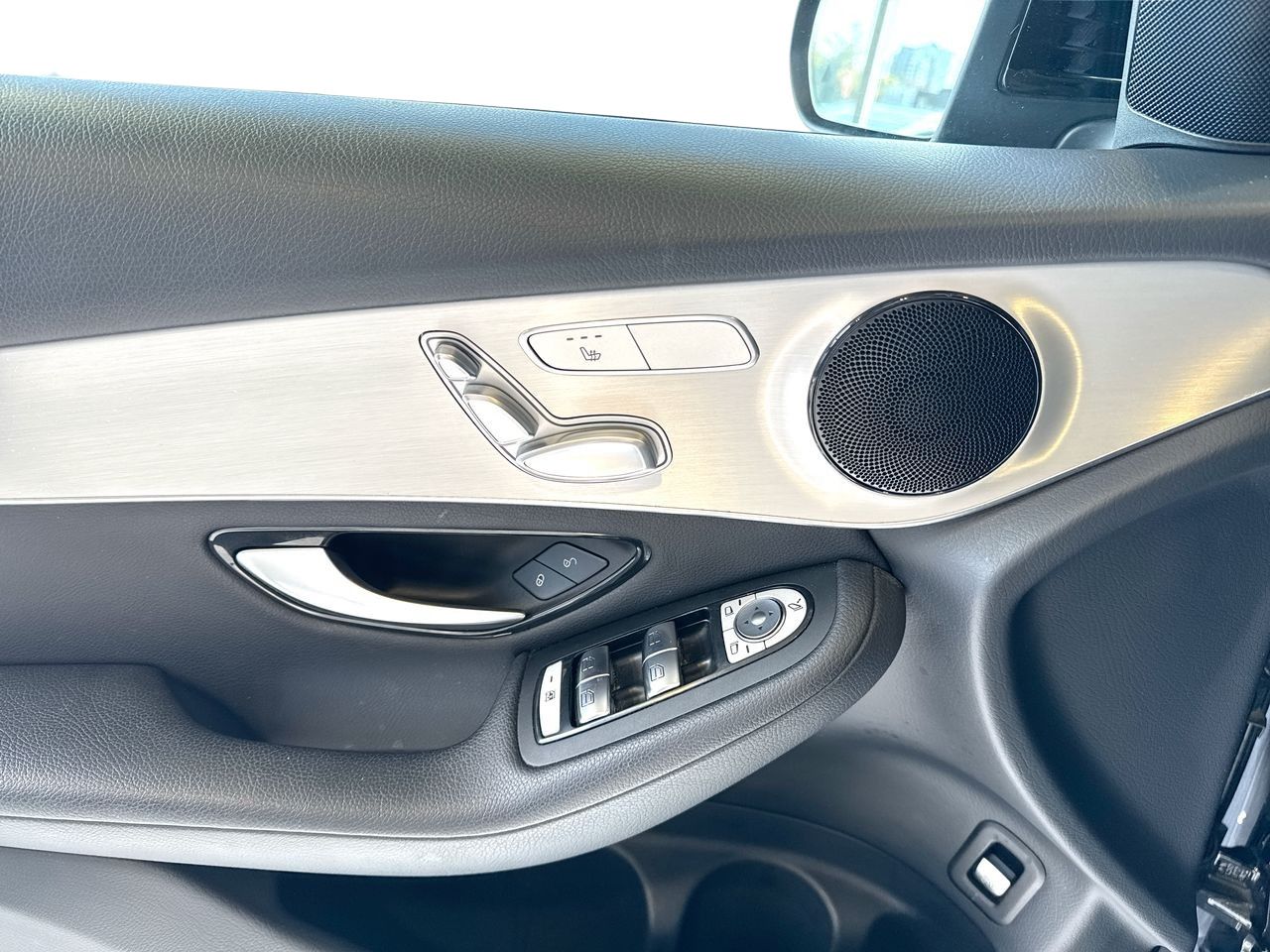 2019 Mercedes-Benz GLC300 in Vancouver, British Columbia