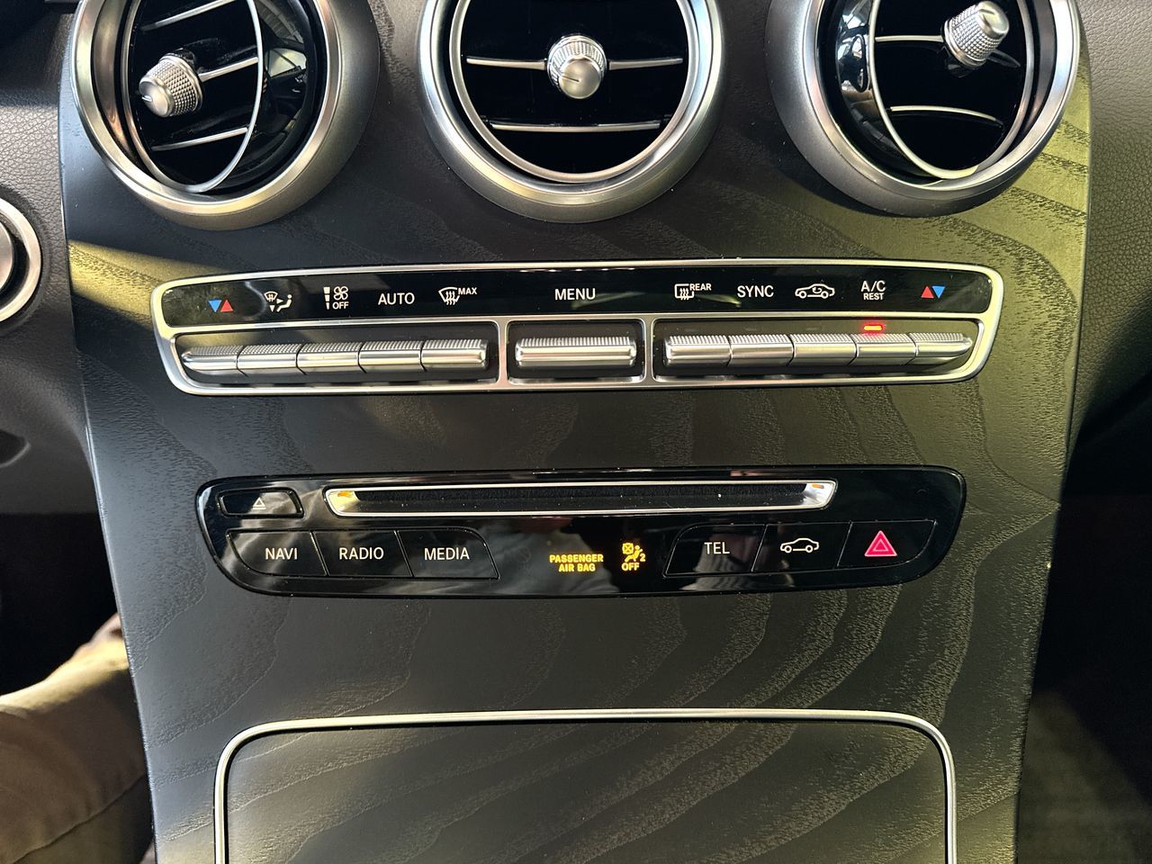 2019 Mercedes-Benz GLC300 in Vancouver, British Columbia