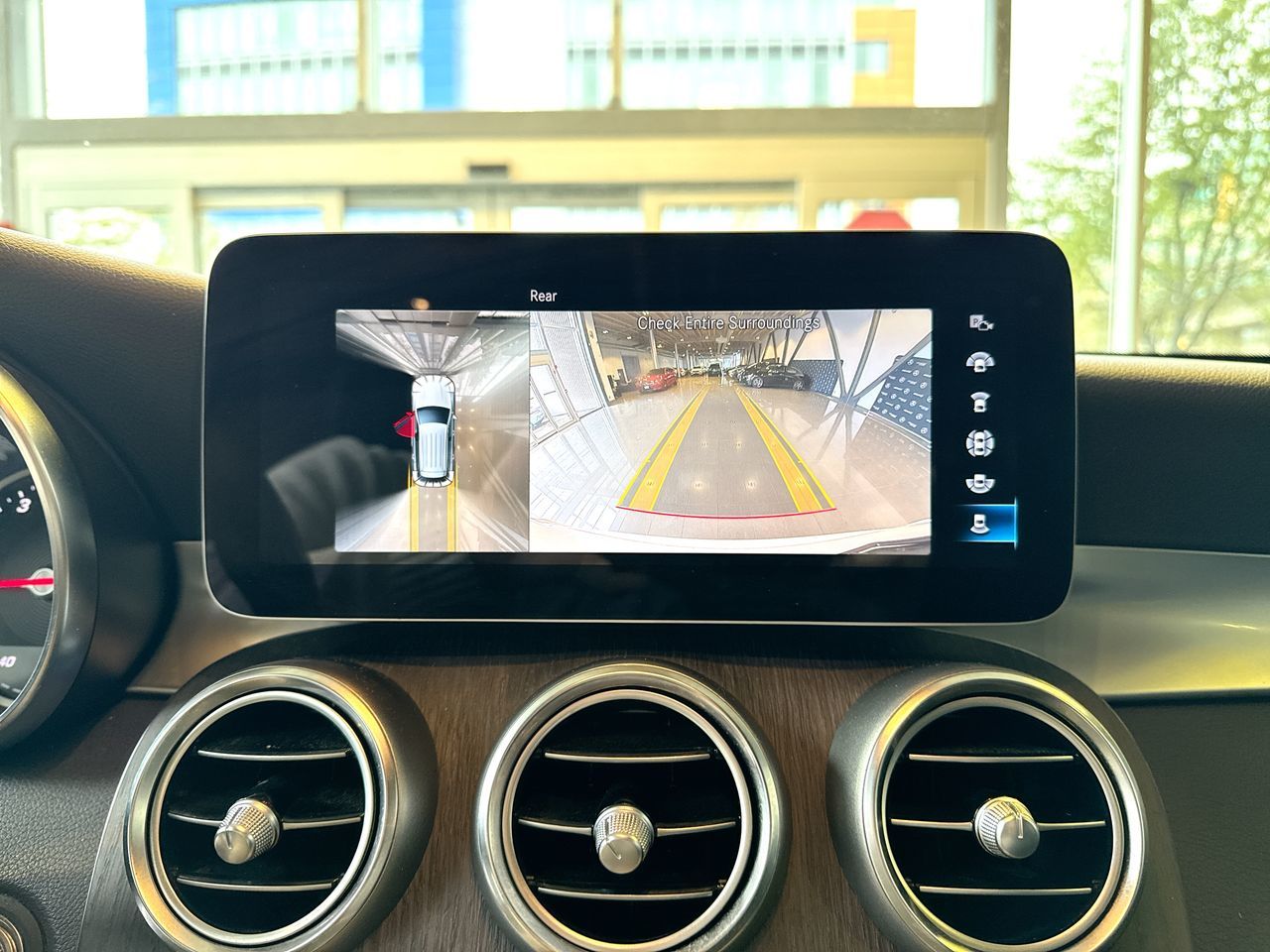 2020 Mercedes-Benz GLC300