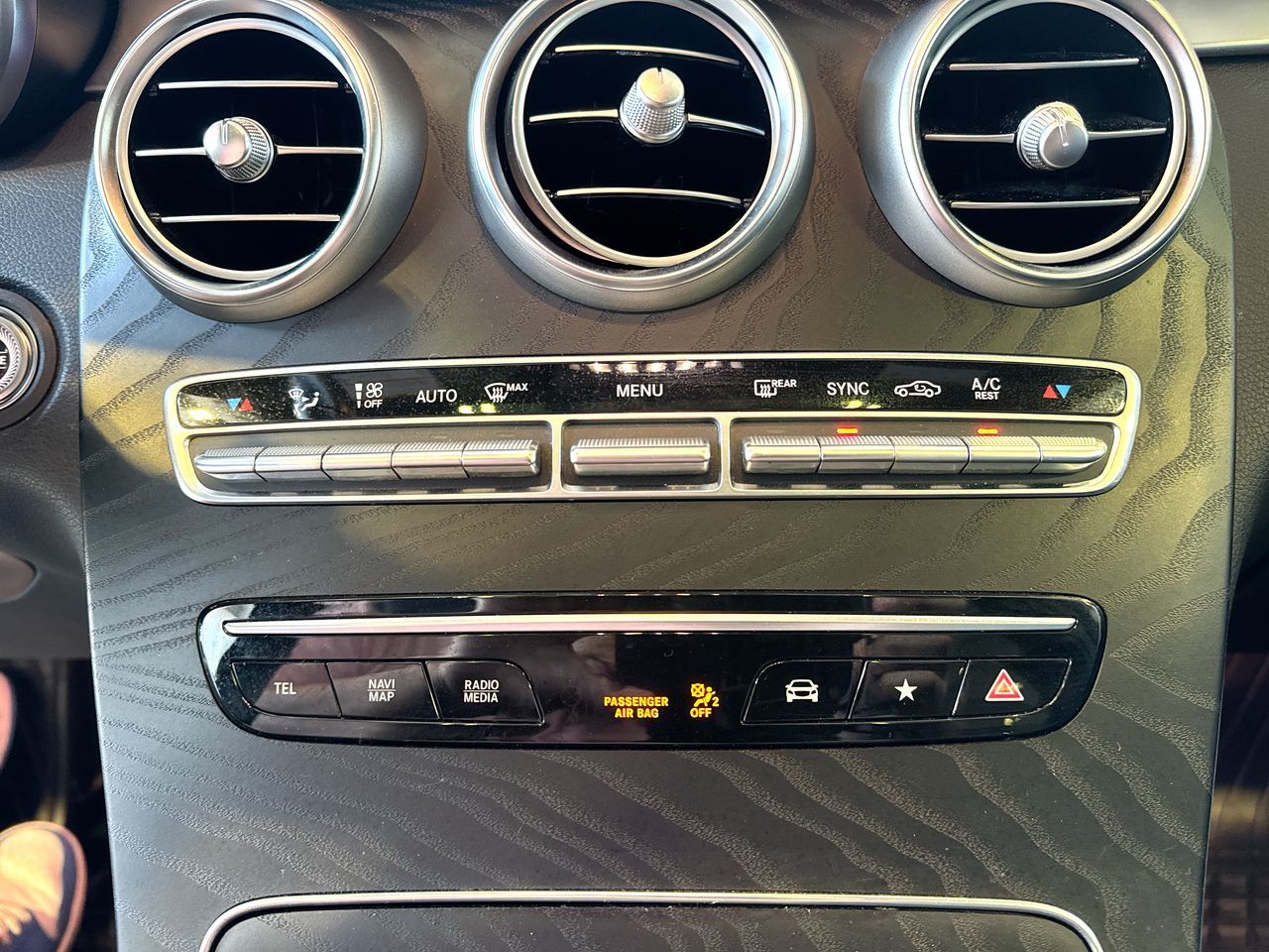 2021 Mercedes-Benz GLC300 in Vancouver, British Columbia