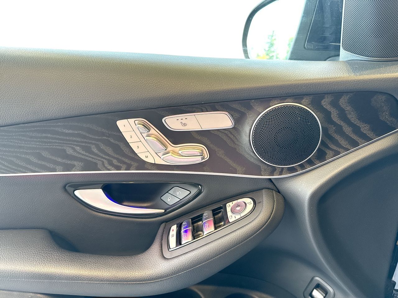 2021 Mercedes-Benz GLC300 in Vancouver, British Columbia