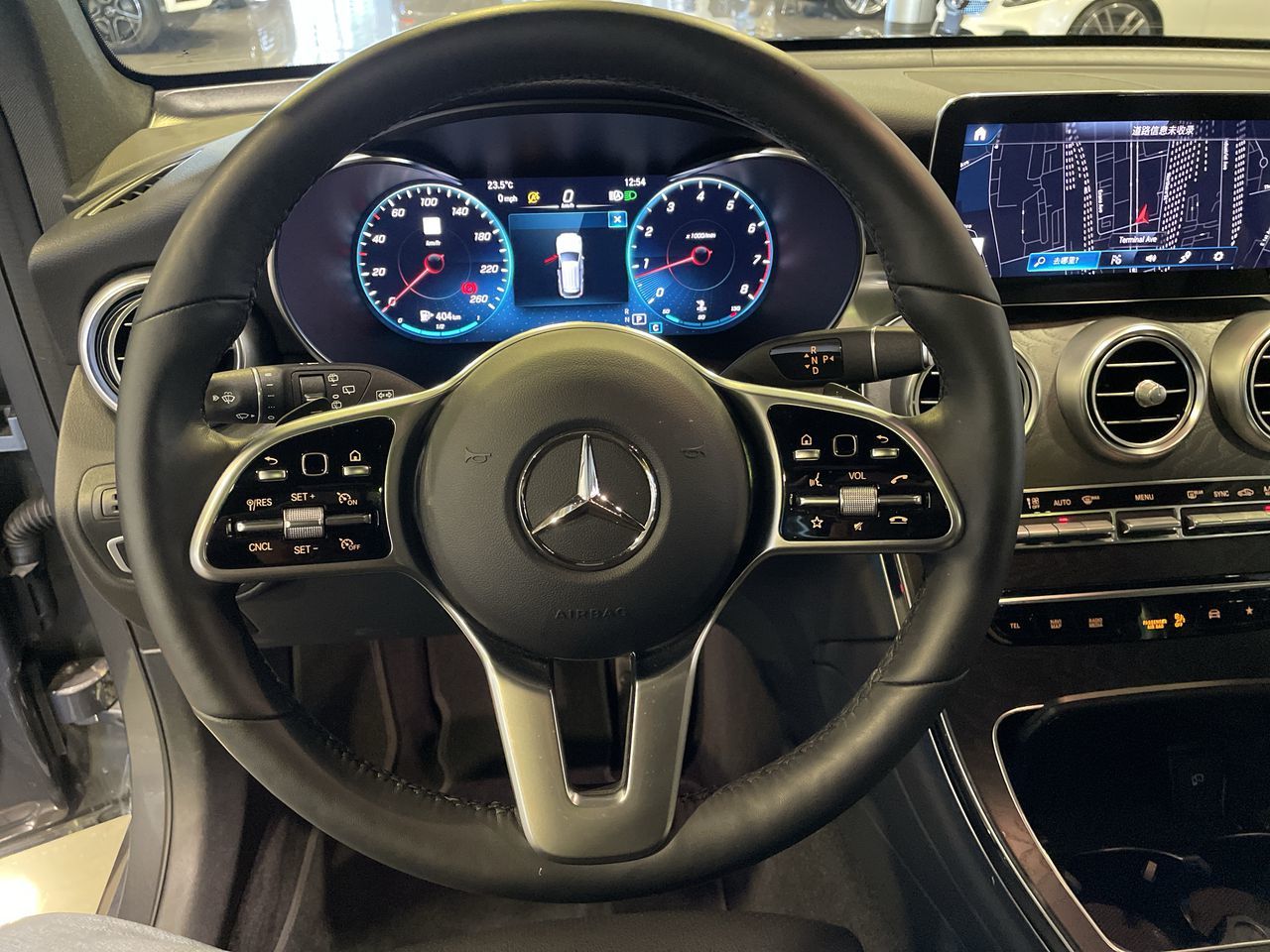 2021 Mercedes-Benz GLC300