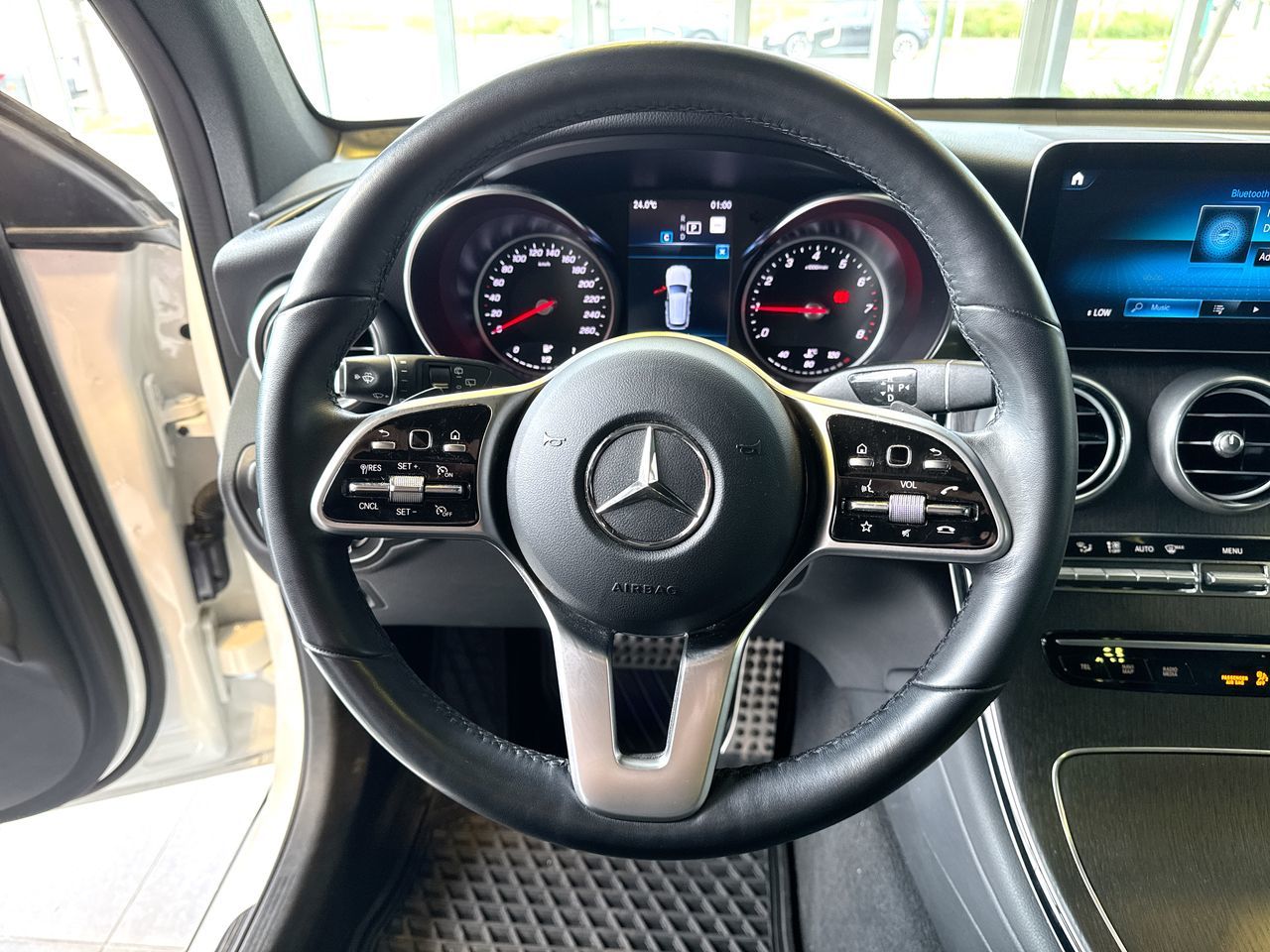 2022 Mercedes-Benz GLC300 in Vancouver, British Columbia