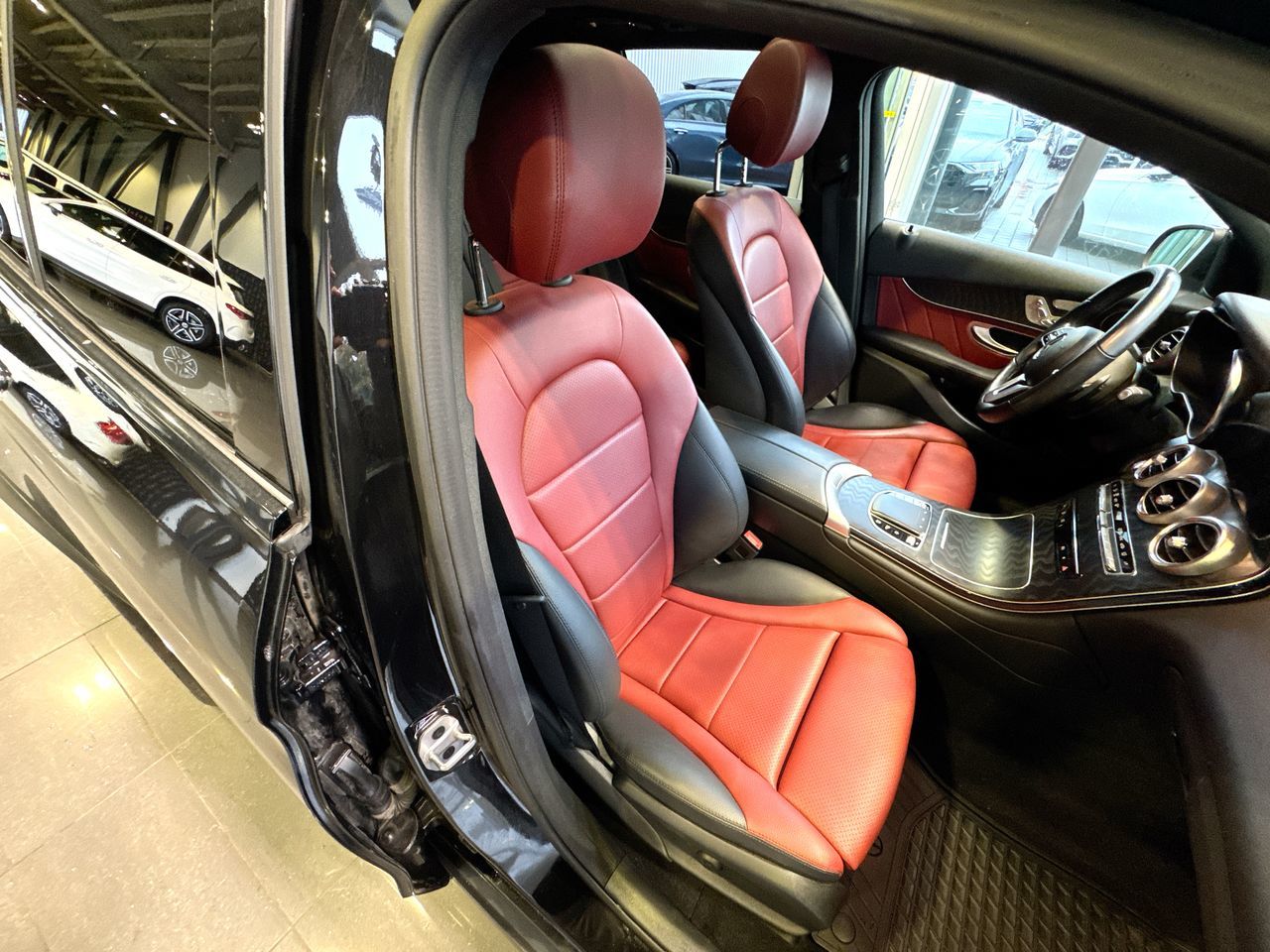 2022 Mercedes-Benz GLC300