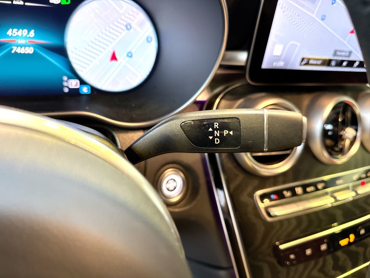 2022 Mercedes-Benz GLC300