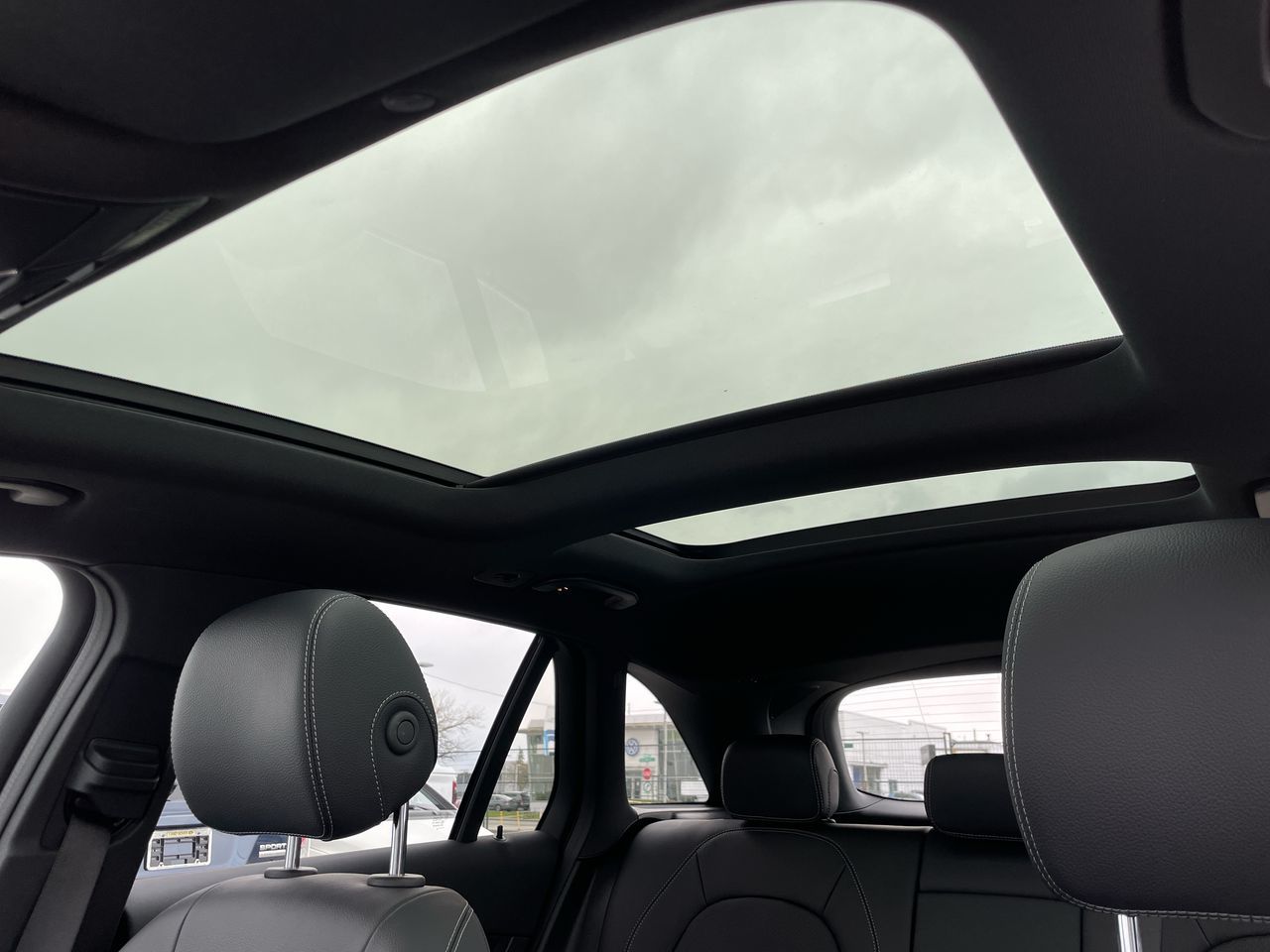 2022 Mercedes-Benz GLC300