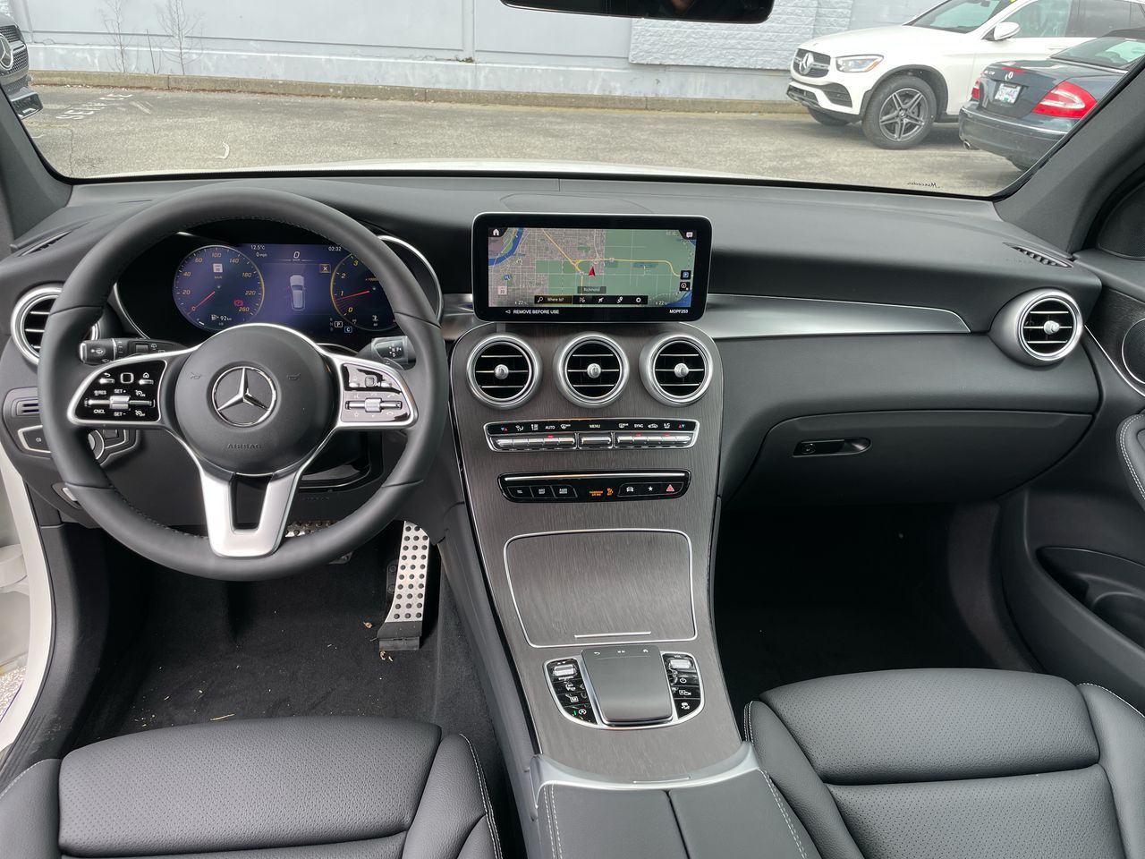 2022 Mercedes-Benz GLC300