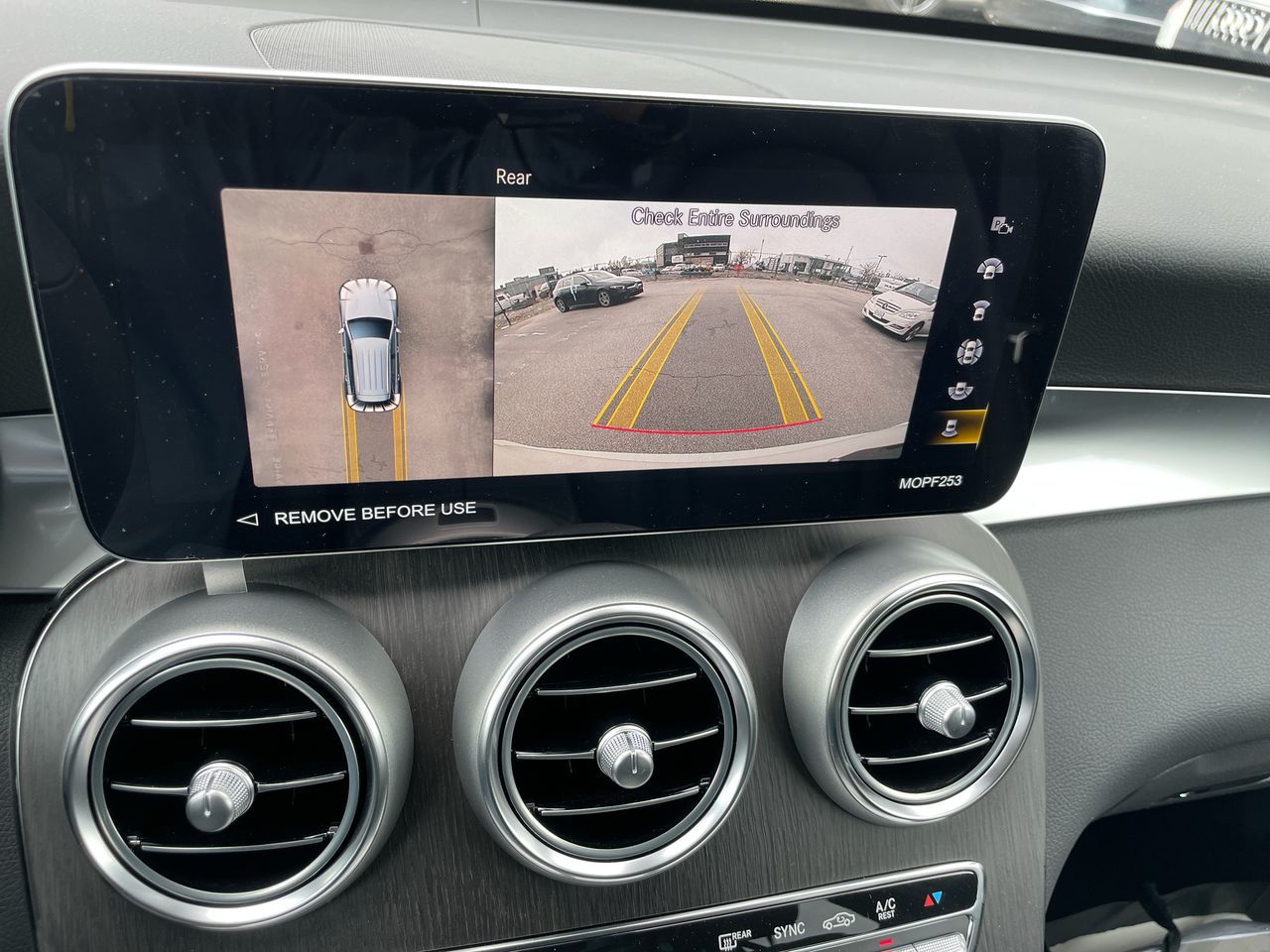 2022 Mercedes-Benz GLC300