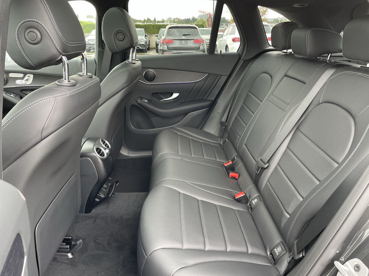 2022 Mercedes-Benz GLC300