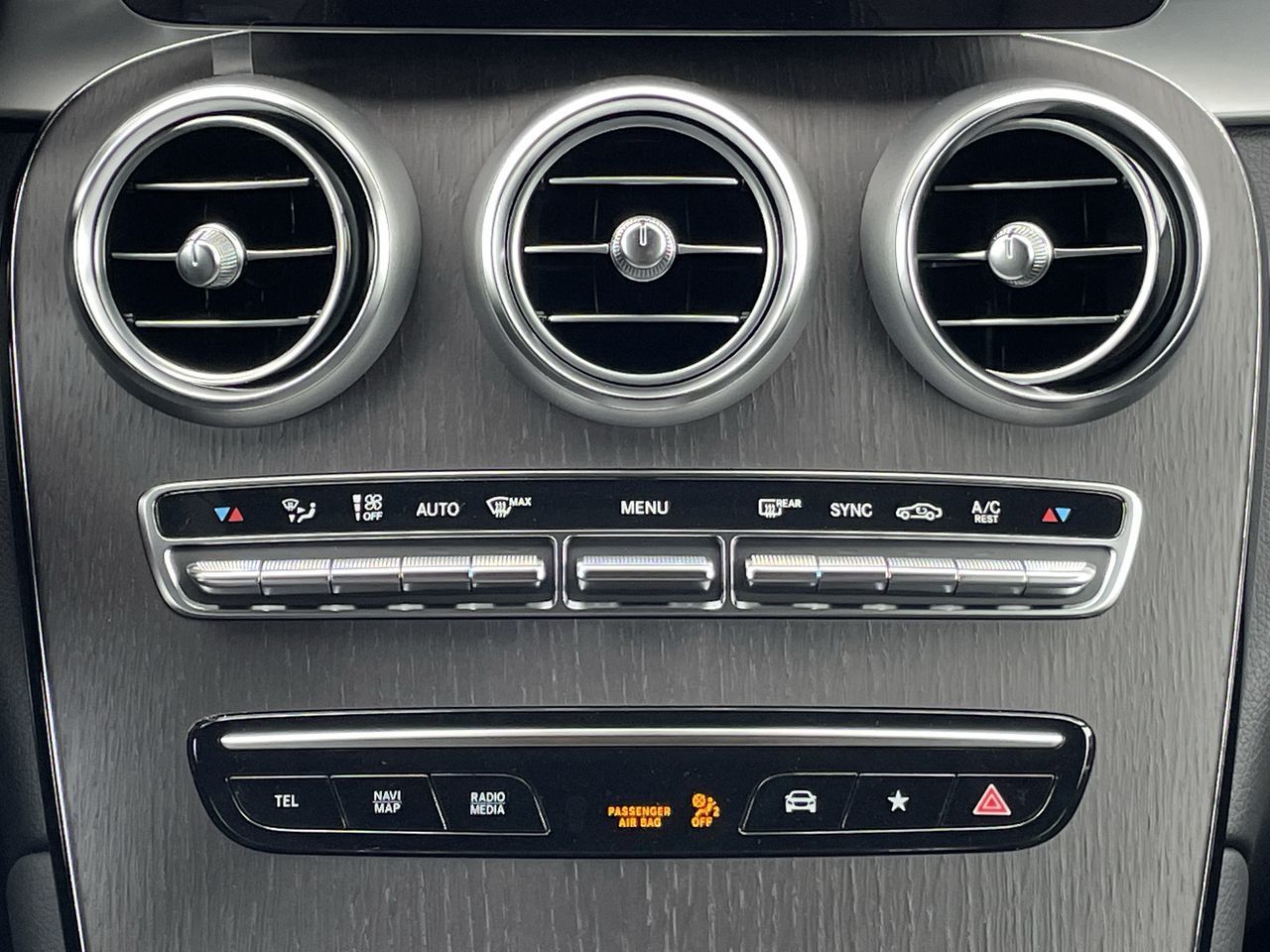 2022 Mercedes-Benz GLC300