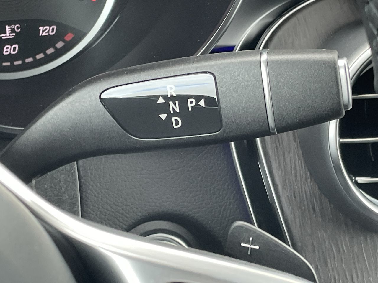 2022 Mercedes-Benz GLC300