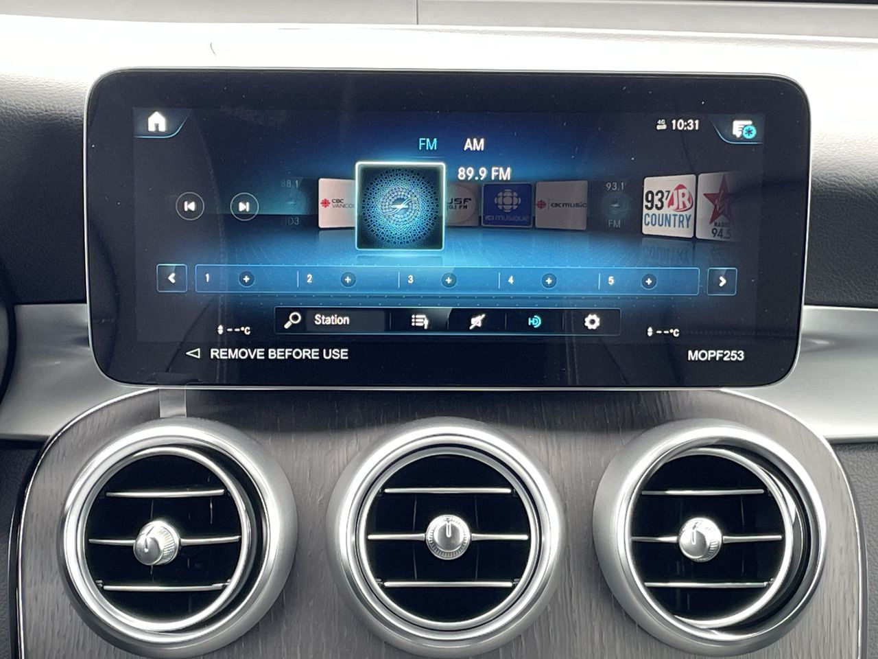 2022 Mercedes-Benz GLC300