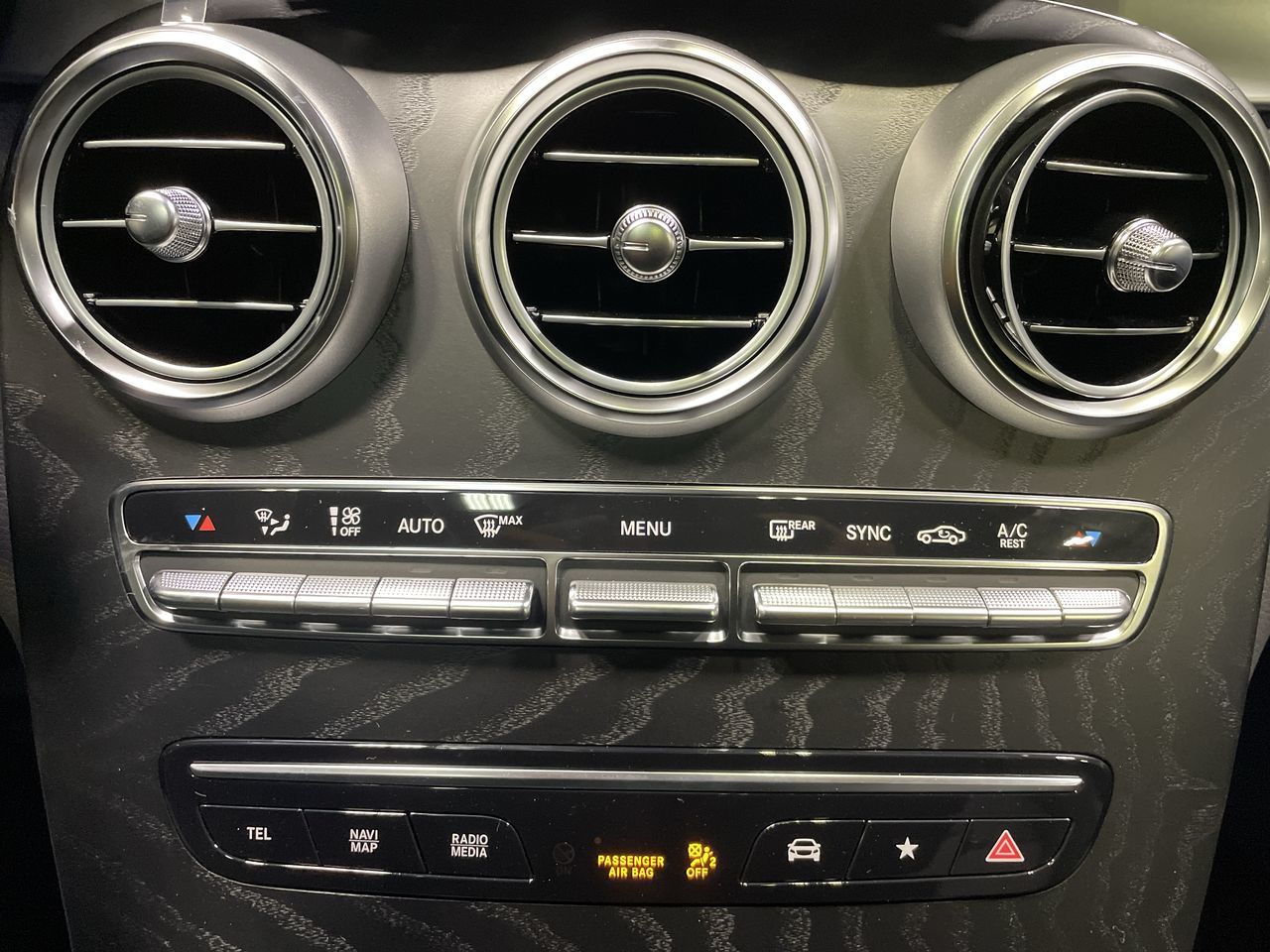 2022 Mercedes-Benz GLC300