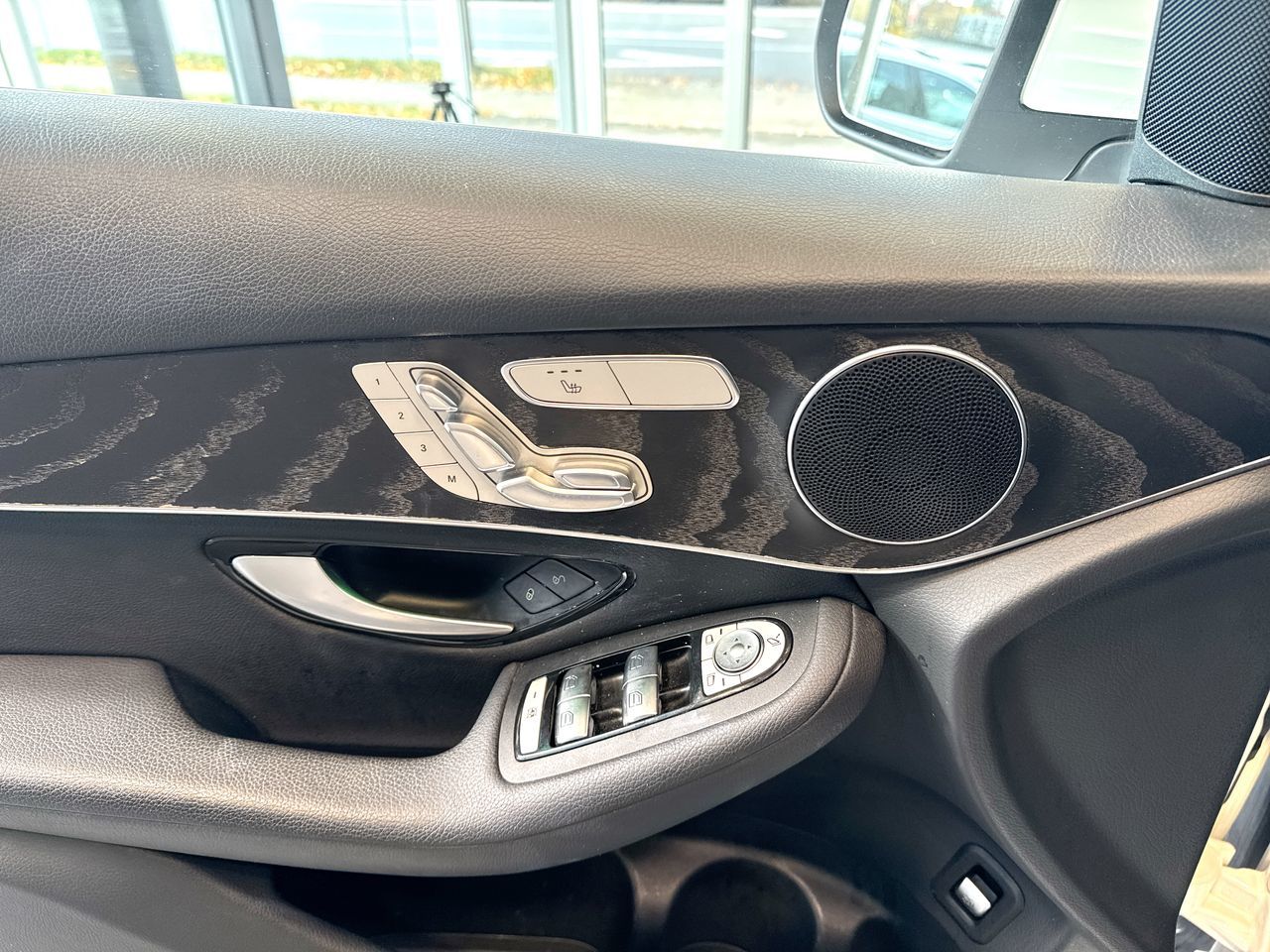 2022 Mercedes-Benz GLC300 in Vancouver, British Columbia