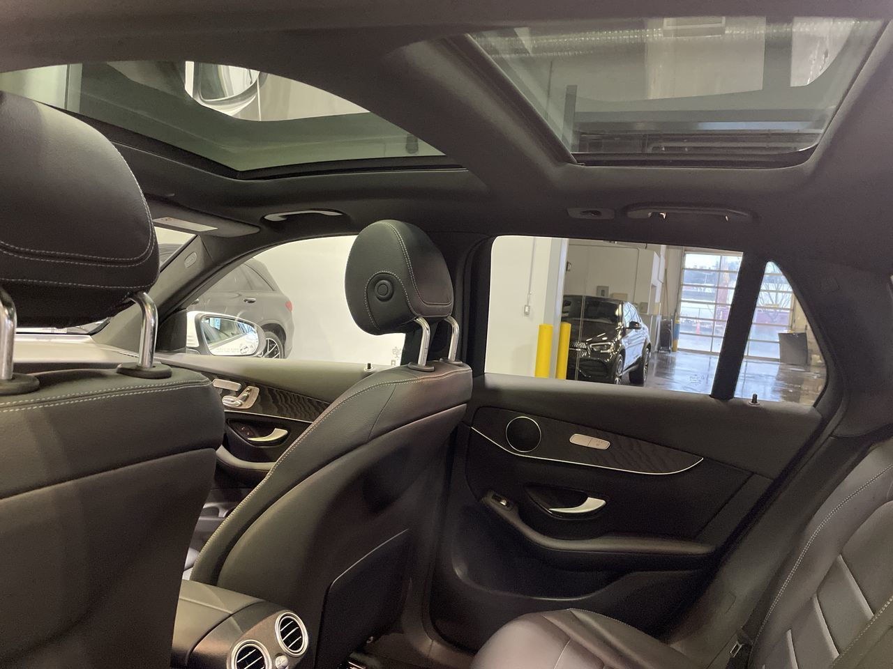 2022 Mercedes-Benz GLC300