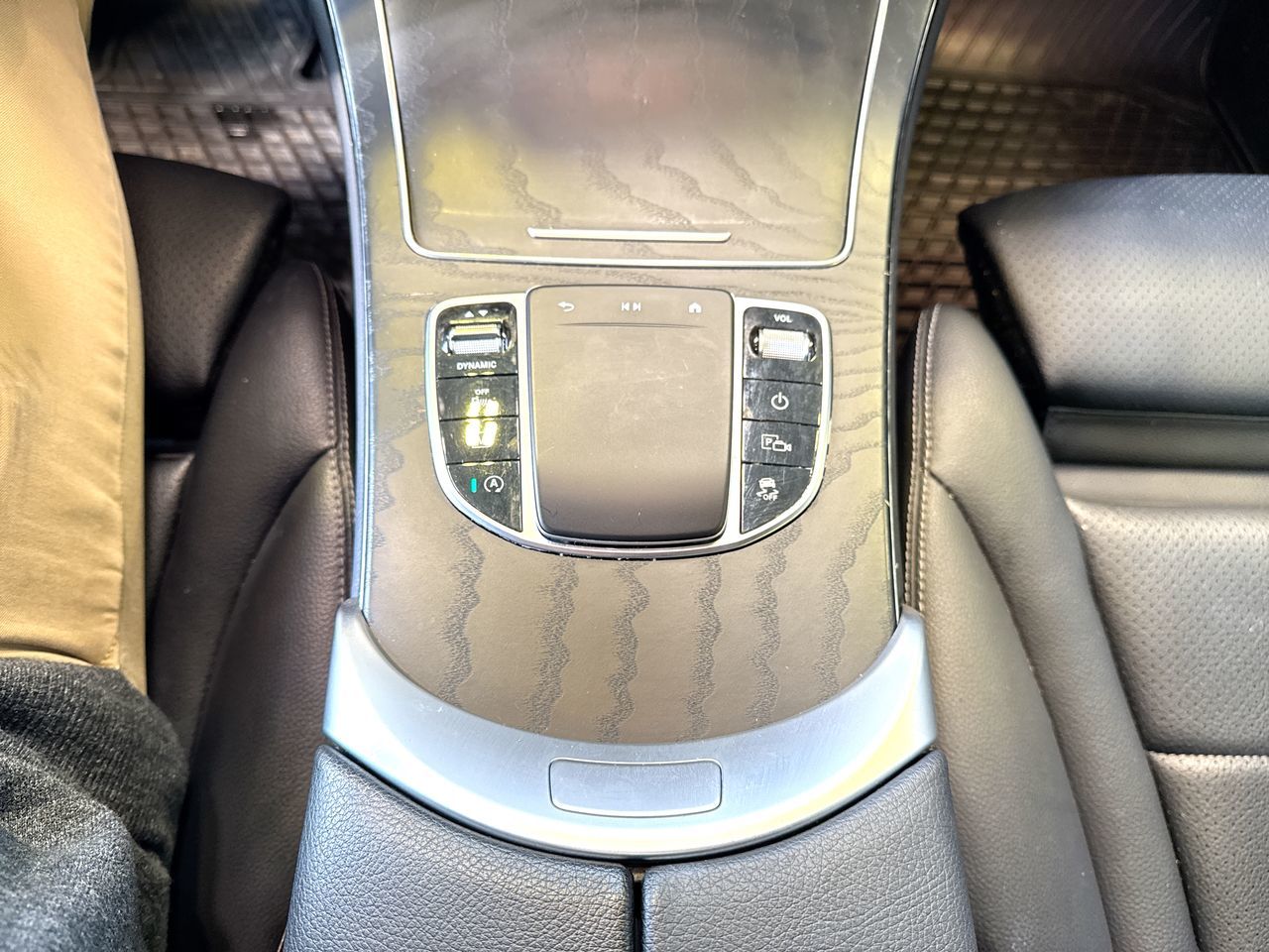 2022 Mercedes-Benz GLC300 in Vancouver, British Columbia