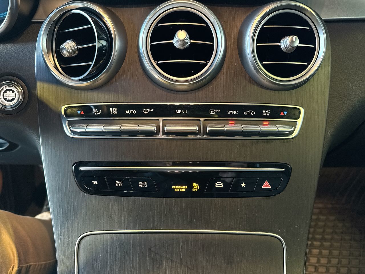 2022 Mercedes-Benz GLC300 in Vancouver, British Columbia