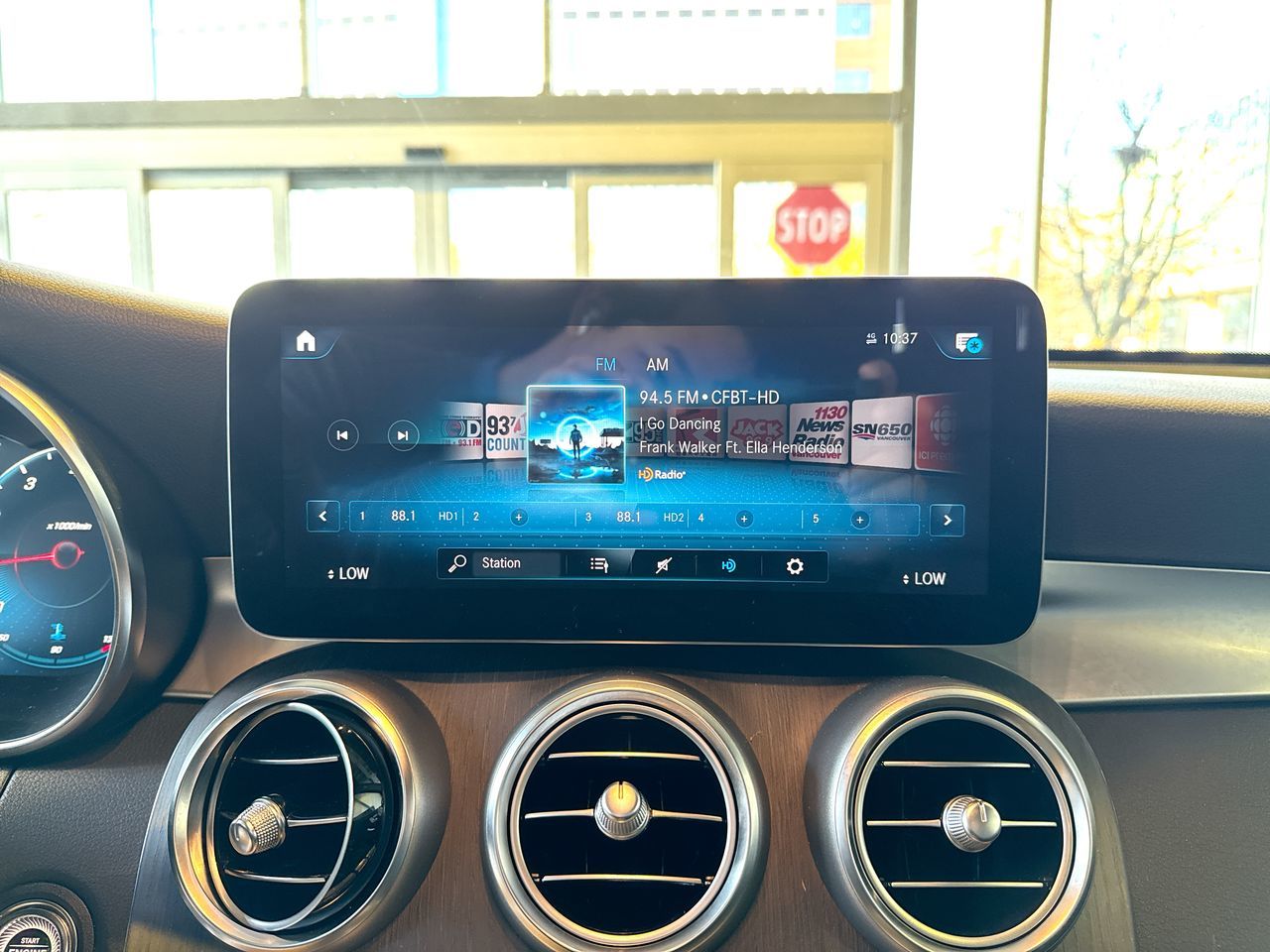 2022 Mercedes-Benz GLC300 in Vancouver, British Columbia