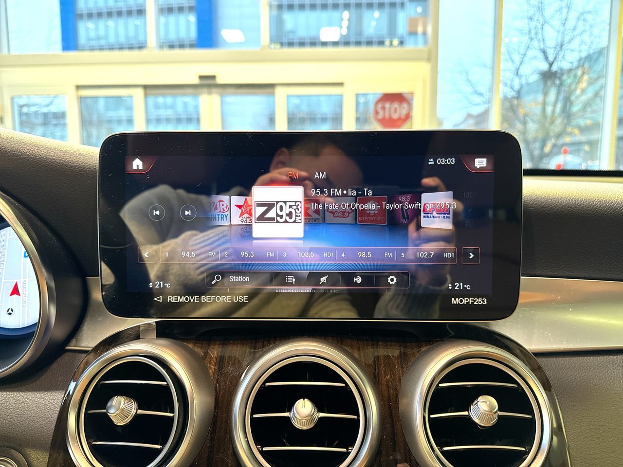 2022 Mercedes-Benz GLC300 in Vancouver, British Columbia