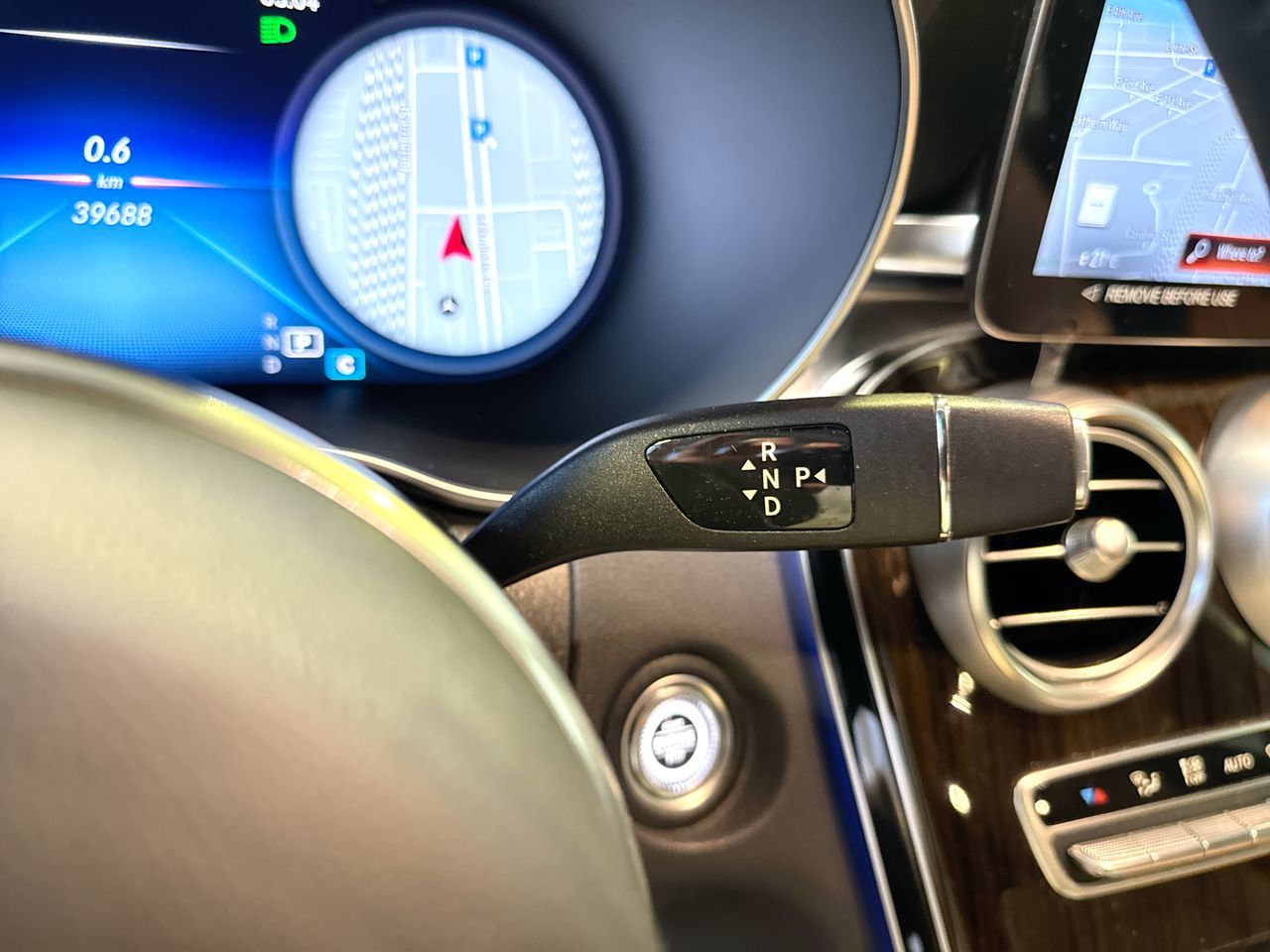 2022 Mercedes-Benz GLC300 in Vancouver, British Columbia