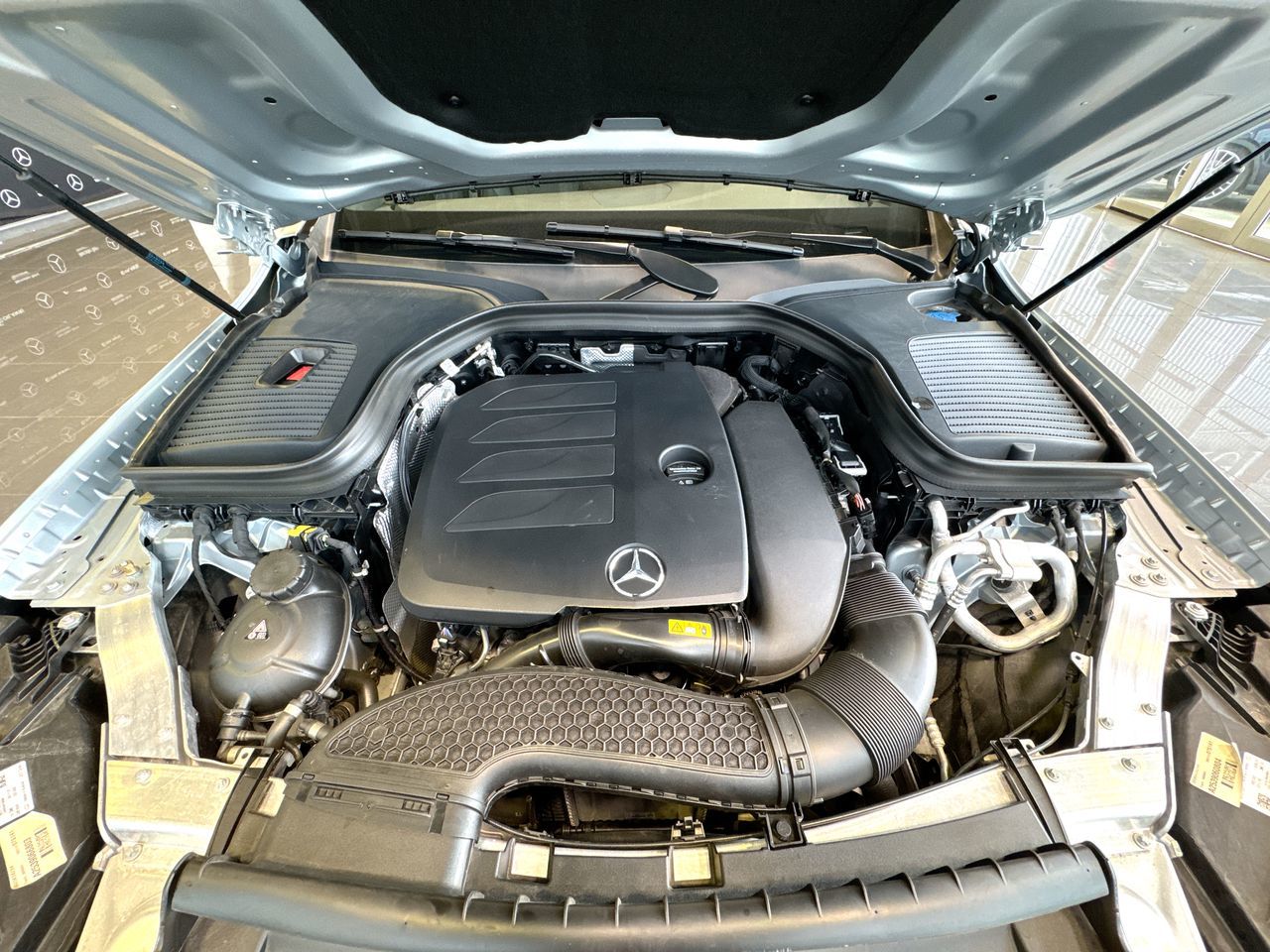 2022 Mercedes-Benz GLC300 in Vancouver, British Columbia