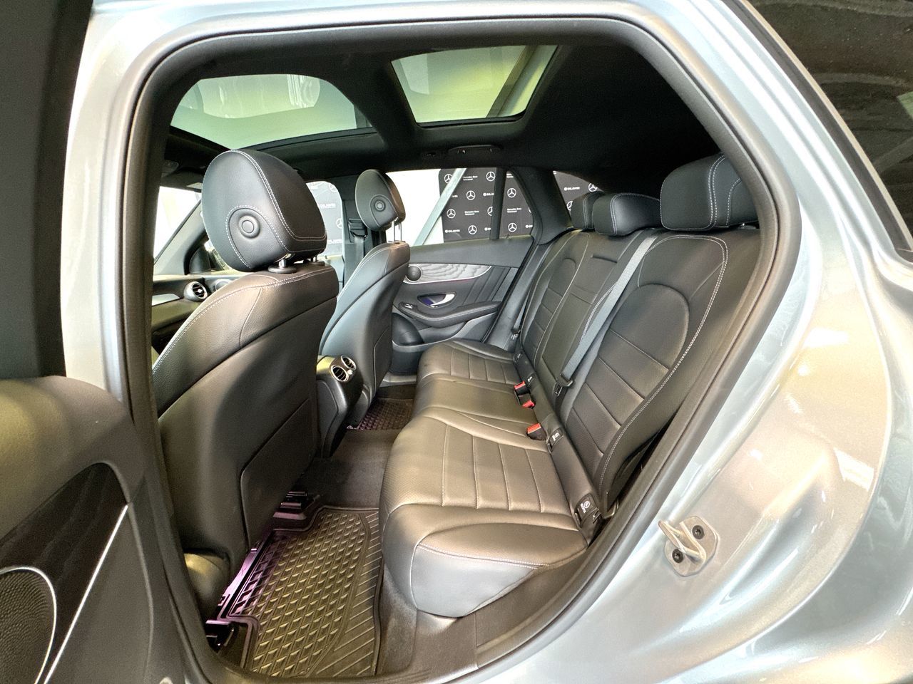 2022 Mercedes-Benz GLC300 in Vancouver, British Columbia