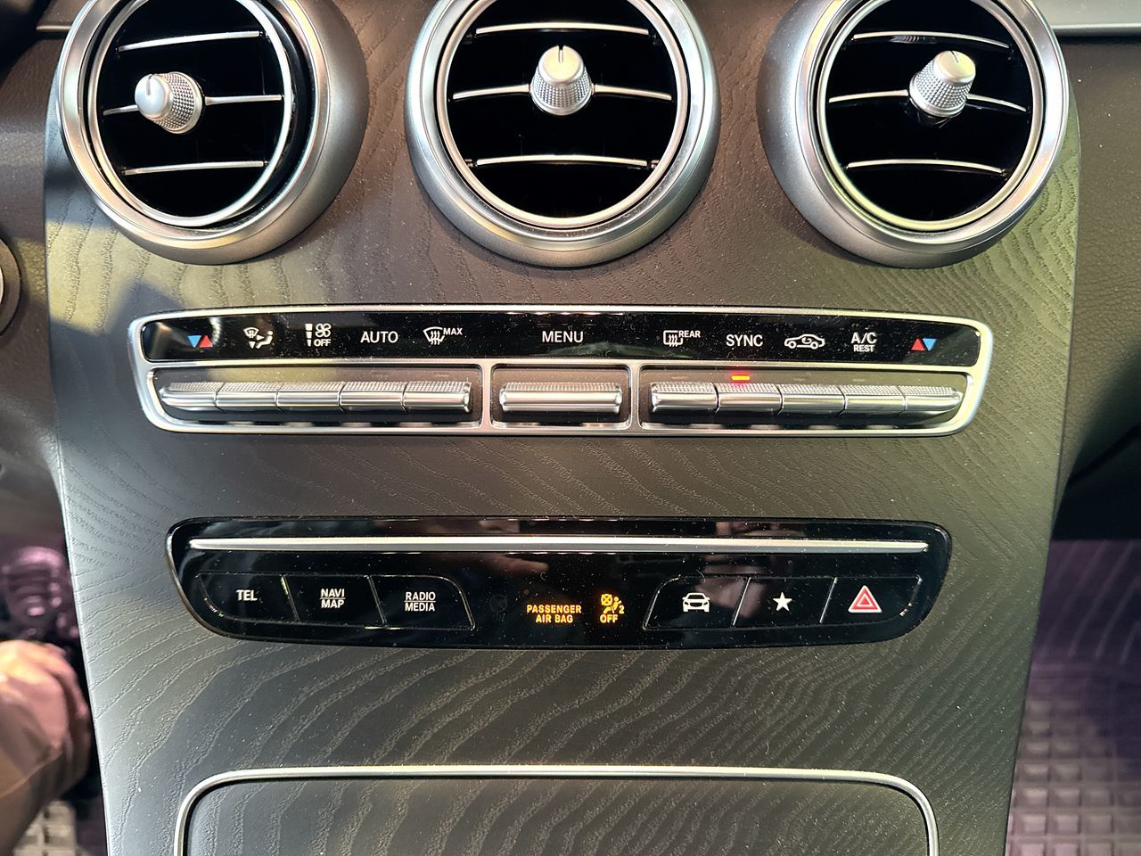 2022 Mercedes-Benz GLC300 in Vancouver, British Columbia