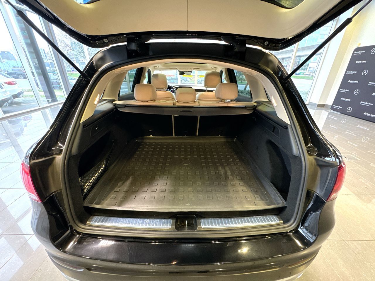 2022 Mercedes-Benz GLC300 in Vancouver, British Columbia