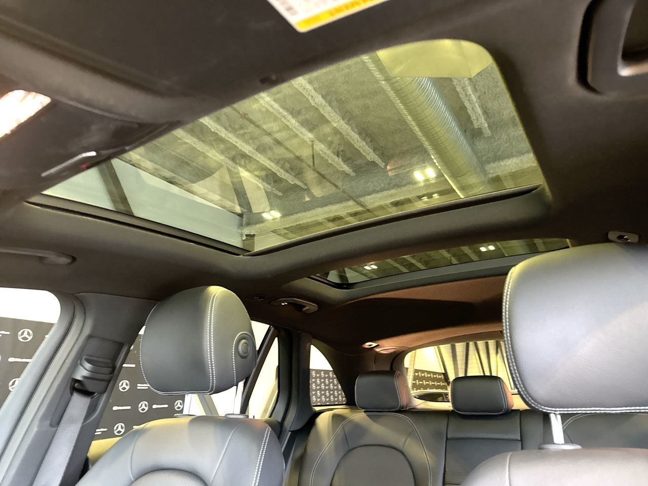 2022 Mercedes-Benz GLC300