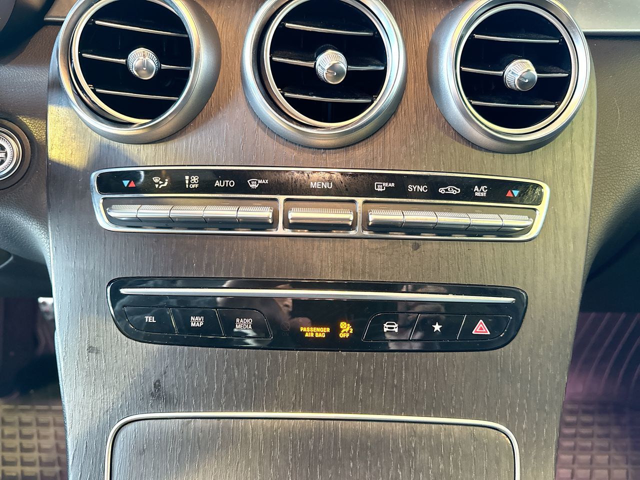 2022 Mercedes-Benz GLC300