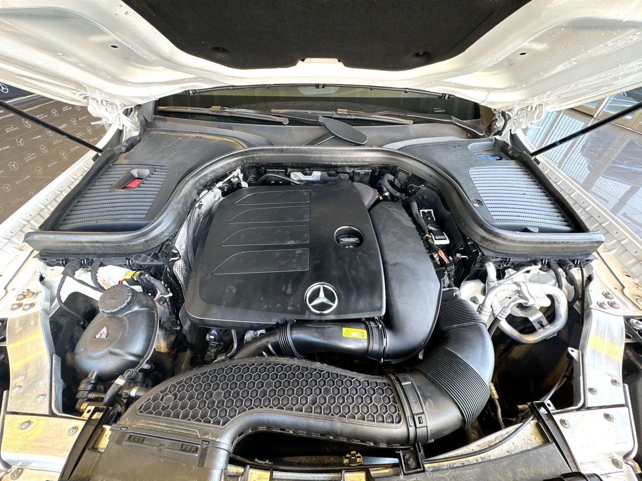 2022 Mercedes-Benz GLC300