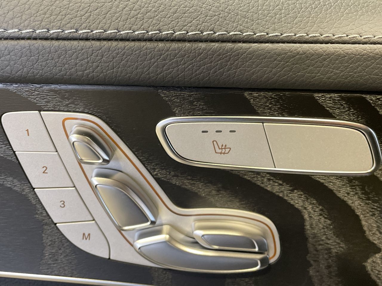 2022 Mercedes-Benz GLC300 in Vancouver, British Columbia