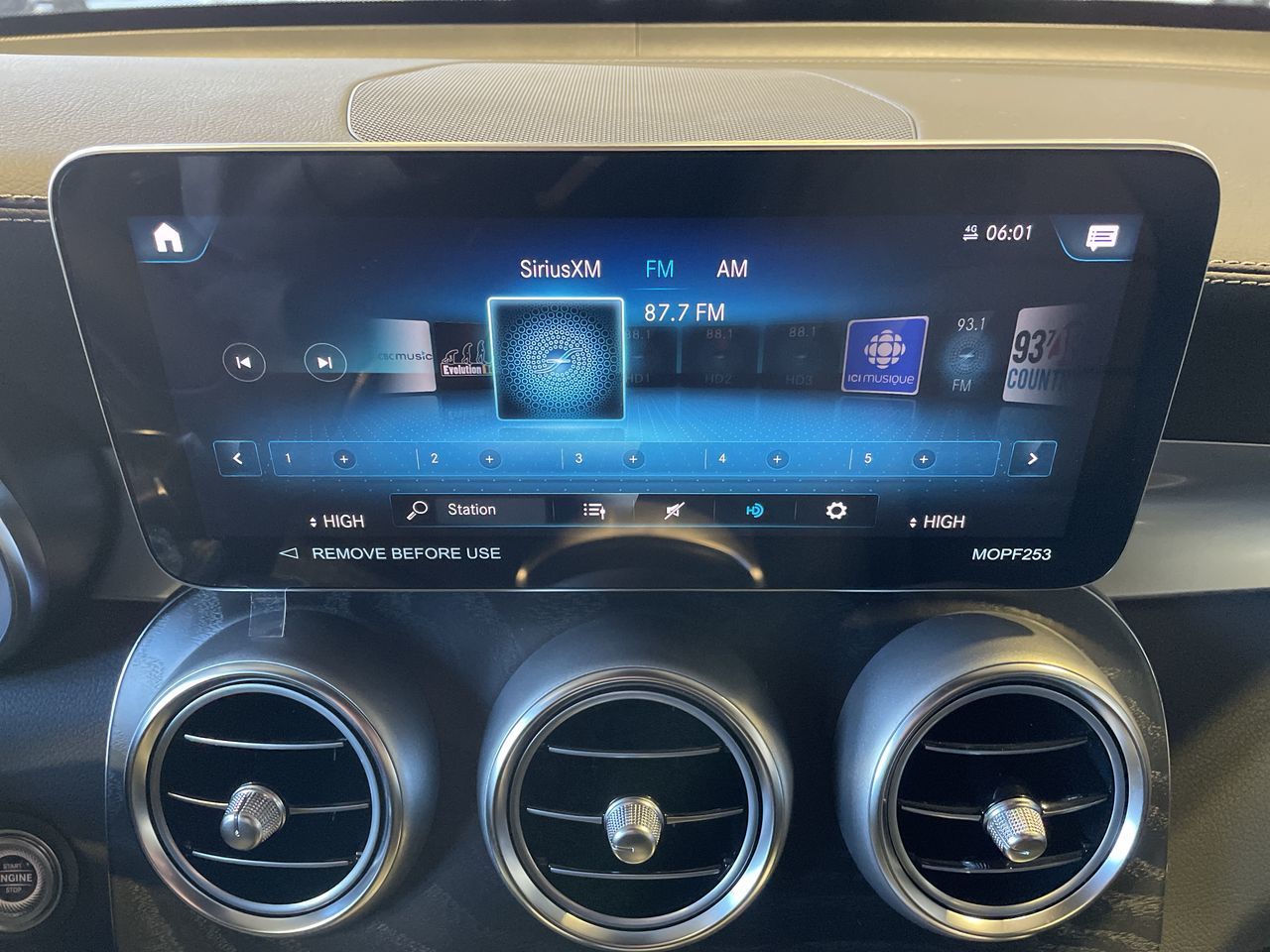 2022 Mercedes-Benz GLC300 in Vancouver, British Columbia