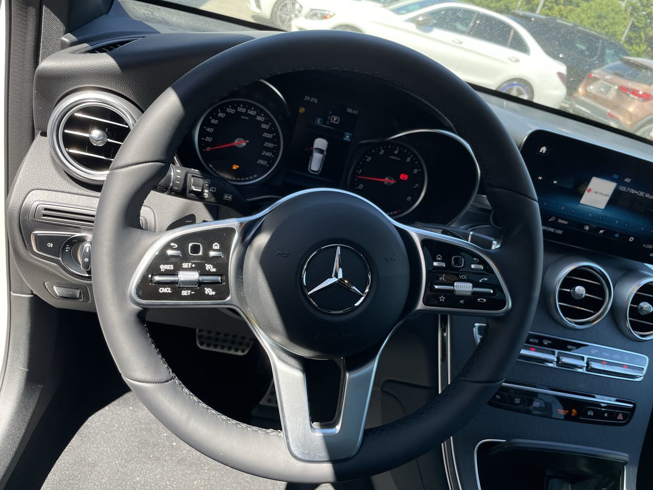 2022 Mercedes-Benz GLC300