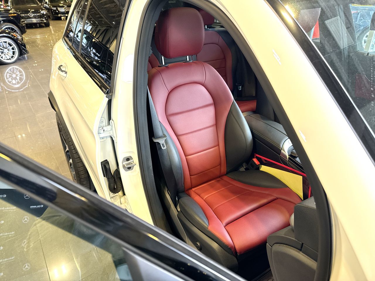 2022 Mercedes-Benz GLC300