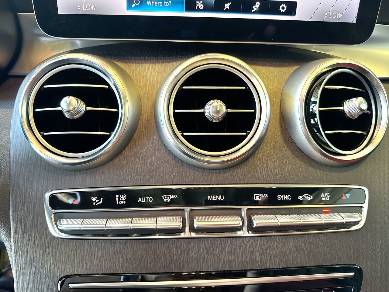 2022 Mercedes-Benz GLC300