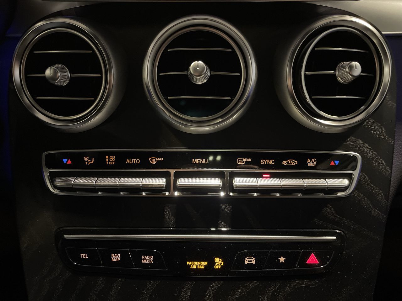2022 Mercedes-Benz GLC300