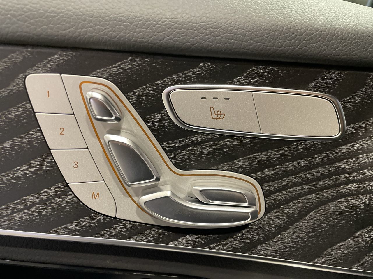 2022 Mercedes-Benz GLC300