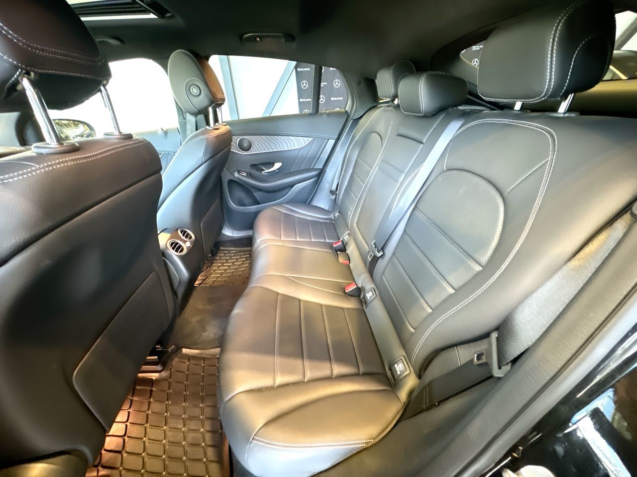 2023 Mercedes-Benz GLC300 in Vancouver, British Columbia