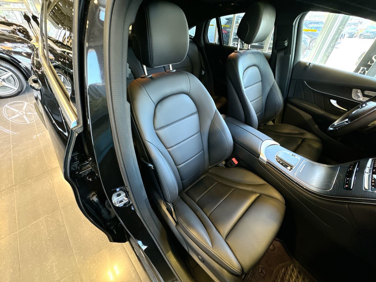2023 Mercedes-Benz GLC300 in Vancouver, British Columbia