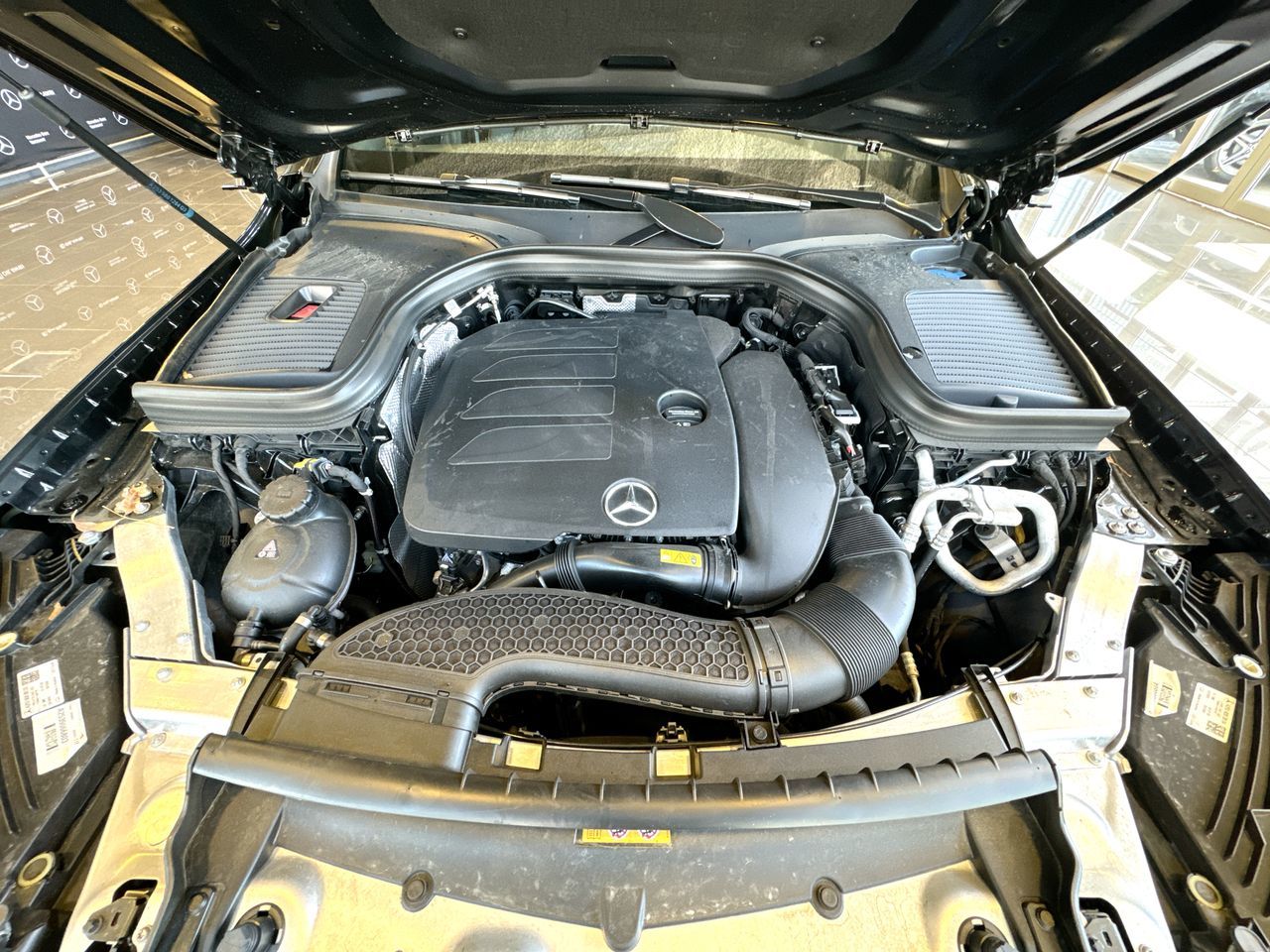 2023 Mercedes-Benz GLC300 in Vancouver, British Columbia
