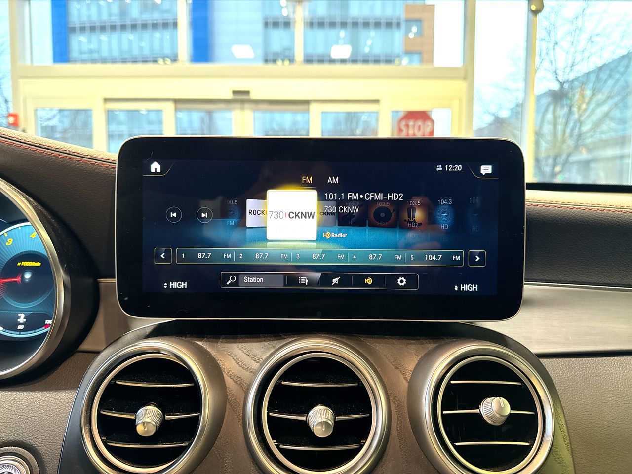 2023 Mercedes-Benz GLC300