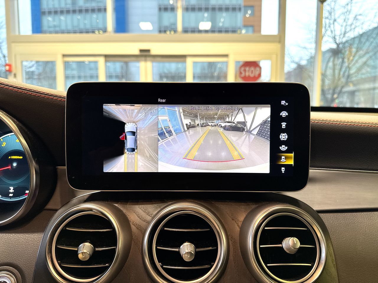 2023 Mercedes-Benz GLC300