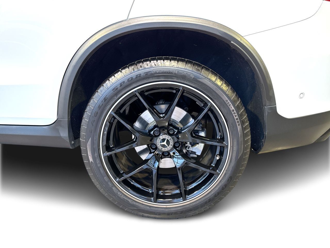 2023 Mercedes-Benz GLC300